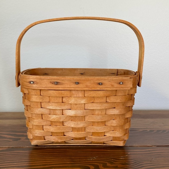 Longaberger Single Handle Basket- factory sample - Picture 3 of 7